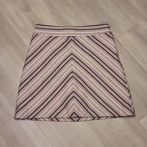 Ann Taylor Loft Peach Black White Chevron Knee Length‎ Side Zip Skirt Size 6